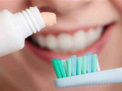 ۸ راهکار ساده برای داشتن دندان هایی سالم تر و زیباتر 