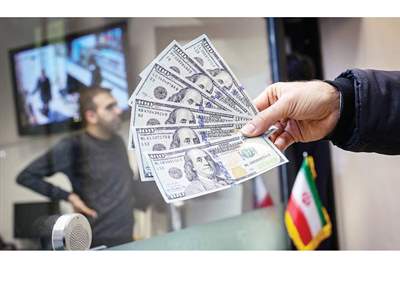 نوسان قیمت دلار در صرافی‌های بانکی در کانال ۲۹ هزار تومانی