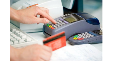 چالش‌های پیش‌روی کارمزد خدمات بانکداری الکترونیک 